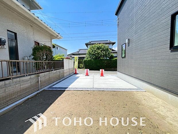 四季折々の変化を楽しめる心地よい場所。時間の経過と共に味わいが出る素敵な空間へ。
