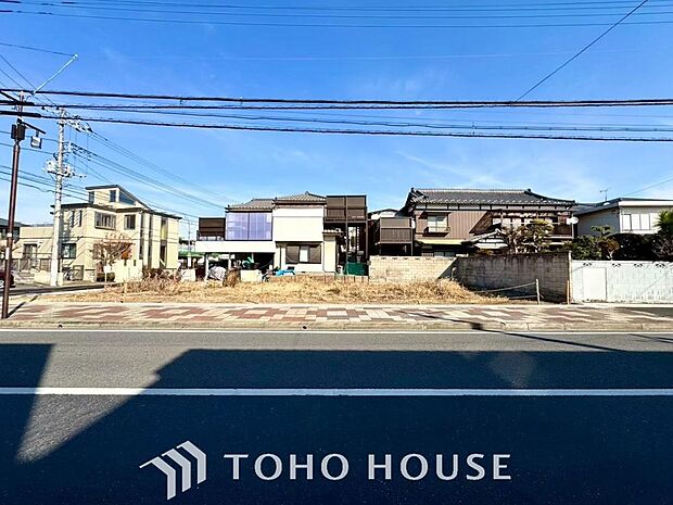 年を重ねても・・・、いつの時代になっても・・・、輝き続ける住まいをお届けします。数年後、あるいは数十年後に「この家で良かったね」と、家族の笑顔が自然とこぼれる、そんな愛着と誇りに満ちた場所を目指して。