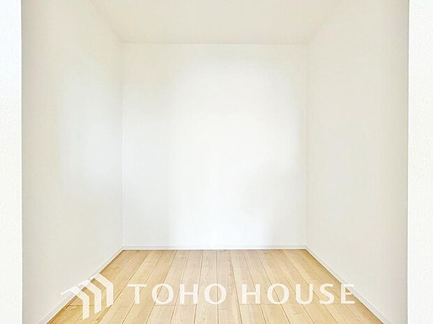 たっぷりと荷物が入るよう、ウォークインクローゼットを完備いたしました。