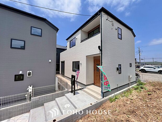 建物の居住性に拘った邸宅は「落ち着き」と「安らぎ」と「快適」を実現してくれます。
