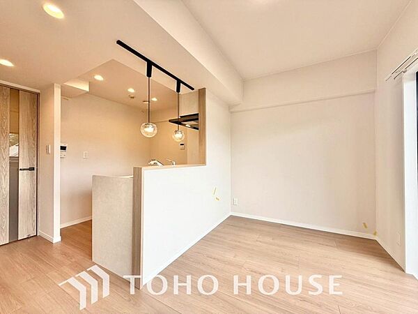 物件の陽当りや通風、周辺環境や街並みなど、資料には掲載していない情報をぜひ現地でご確認ください。