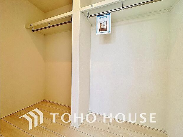 たっぷりと荷物を入るよう広々としたウォークインクローゼットを完備、使い勝手の良さを追求しております。