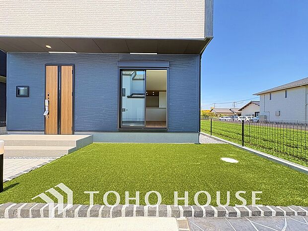 日当たりも良く、家庭菜園や植栽を育てるのに適したお庭はこれからの生活に緑という癒しを与えてくれます。