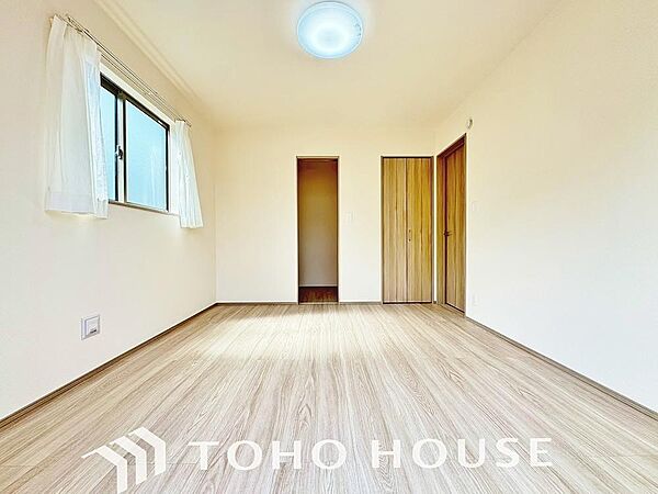 心と体をゆったりと安らげる主寝室。寝室のゆとりが大きい分だけ、暮らしの安らぎは深まります。