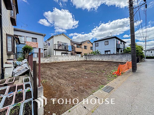 贅沢といえるほどの豊かな居住性と、プライドを満たすクオリティが見事に調和した住空間。ここから始まる新しい日常はご家族にとって大切な時間となり、毎日の暮らしを少しでも豊かで快適なものへと変えてくれます。