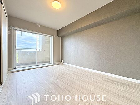 お子様の心と身体を見守る子供部屋として、小さな自立心を育むお部屋作りを見越してご覧下さい。