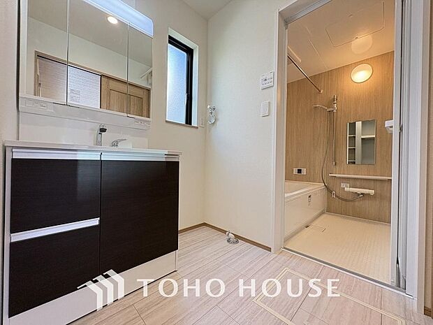 平日の朝であっても、落ち着きとくつろぎを感じられる。時間に余裕とゆとりを持たせます。