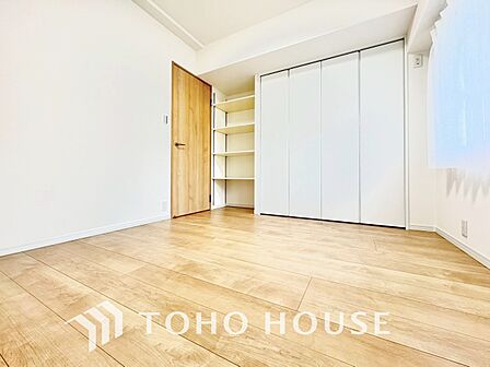 お子様の心と身体を見守る子供部屋として、小さな自立心を育むお部屋作りを見越してご覧下さい。