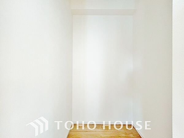 たっぷりと荷物が入るよう、ウォークインクローゼットを完備いたしました。