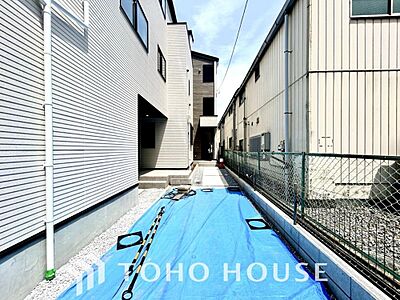 外観:建物の居住性に拘った邸宅は、「落ち着き」と「安らぎ」と「快適」を実現してくれます。 外観:建物の居住性に拘った邸宅は、「落ち着き」と「安らぎ」と「快適」を実現してくれます。