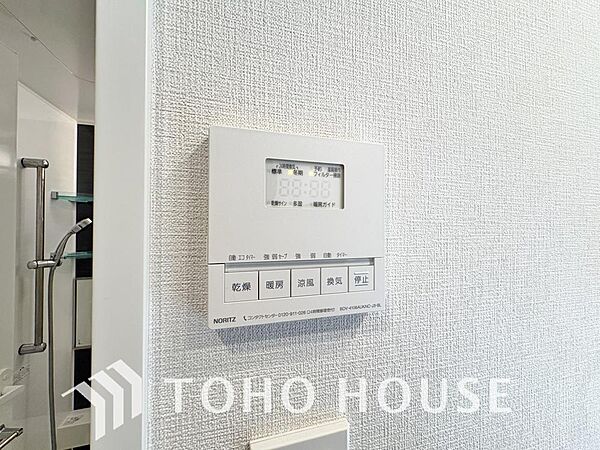 今日中に洗濯を、と思っても最近は雨続き…浴室換気乾燥機はそんな負担を減らしてくれます。