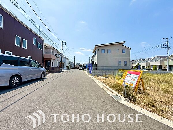 今日も、明日も、この街で、きっと誰かがしあわせになる物語が描かれていくはずです。毎日の何気ない「いってきます」「ただいまに」幸せを感じられる、そんな住まいのもっと先へ…