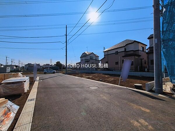 物件の陽当りや通風、周辺環境や街並みなど、資料には掲載していない情報をぜひ現地でご確認ください。