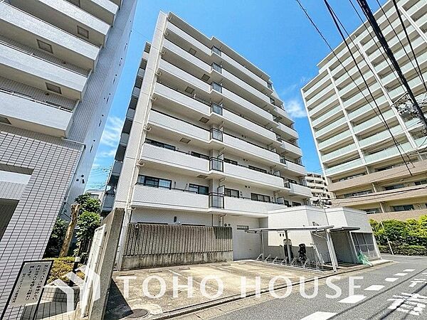 忙しく過ぎゆく日常を置き去るほど、ゆったりした時間が流れる住環境です。
