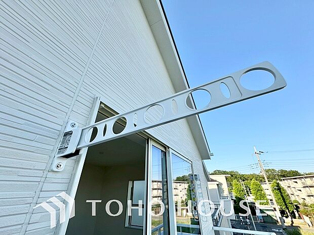 お客様が求める本当の「住み心地」を追求し、見えない細部への一手間一工夫を惜しみません。住むほどに益々愛着が深まる確かな品質と、暮らしに寄り添う誠実な家づくり。そのこだわりを、ぜひ現地でご体感ください。