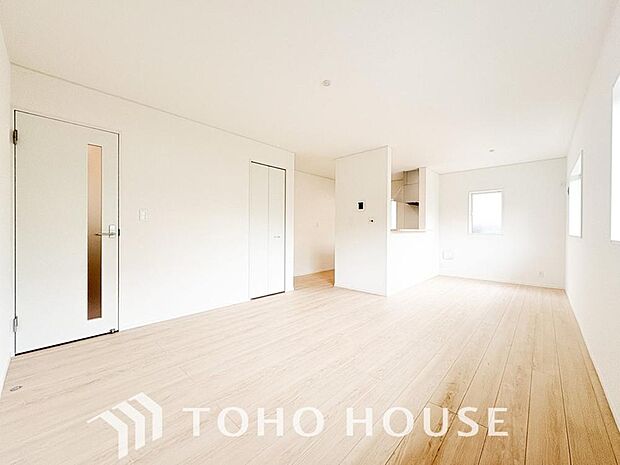 家は、ただ生活する場ではなく、笑顔の毎日、安らぎの日々のために、暮らしを愉しく、快適にする場所。