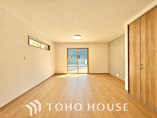 造りこんだ空間演出の妙が生み出す光と質のハーモニーはこの住宅のクオリティの良さを実感させてくれます。