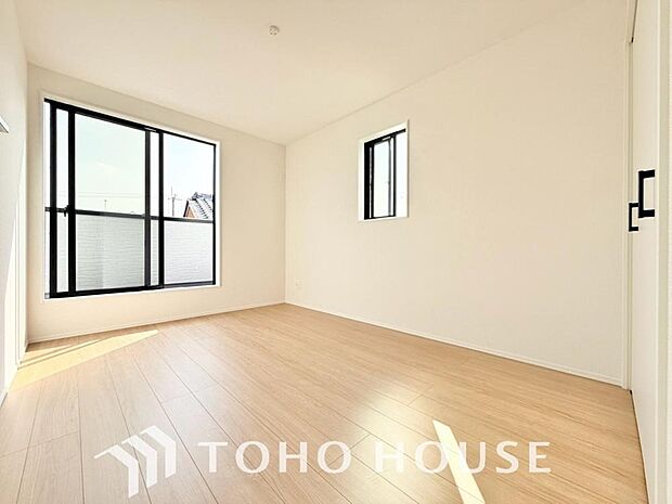 物件の陽当りや通風、周辺環境や街並みなど、資料には掲載していない情報をぜひ現地でご確認ください。