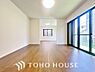 室内：造りこんだ空間演出の妙が生み出す光と質のハーモニーはこの住宅のクオリティの良さを実感させてくれます。