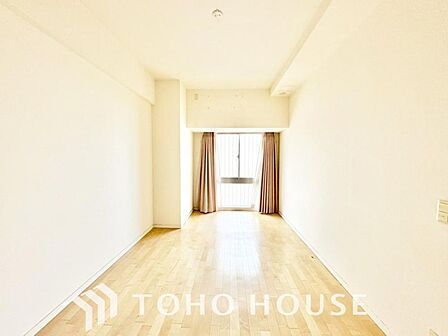 白を基調とした室内は、明るい住空間を造り出すだけでなく、清潔感をもたらしてくれます。
