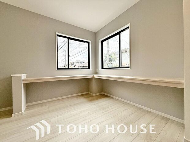 造りこんだ空間演出の妙が生み出す光と質のハーモニーはこの住宅のクオリティの良さを実感させてくれます。
