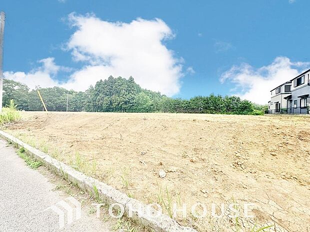 毎日の何気ない「いってきます」「ただいま」に幸せを感じられる、そんな住まいのもっと先へ。気持ちよく住んでほしい、気持ちを込めて・・。お住まい購入に向けての質問、疑問。些細な事でも何でも質問して下さい。
