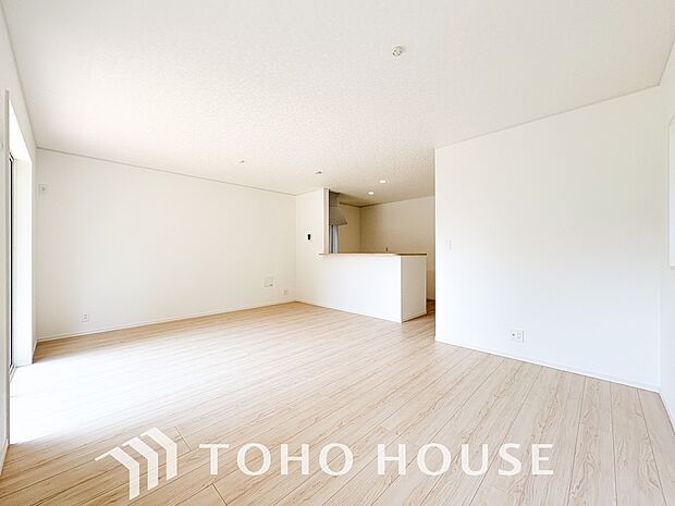 家は、ただ生活する場ではなく、笑顔の毎日、安らぎの日々のために、暮らしを愉しく、快適にする場所。