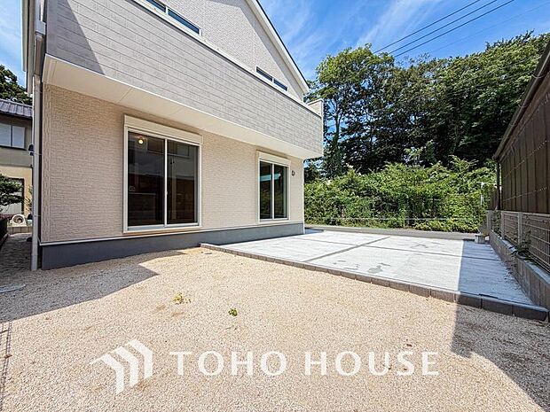 ここに住まう方々へ余すこと無く太陽の恵みを届けられるように計画・設計されております。