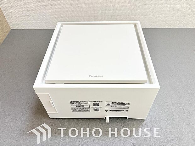 室内の空気の入れ替えを自動的に行う事を可能とした換気設備。シックハウス症候群対策でもあります。