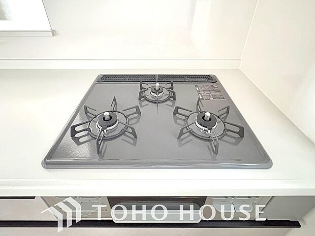 毎日料理をする、料理が好き、家族が多くて量を作る必要がある、等の方々にとっては必須の3口コンロ。