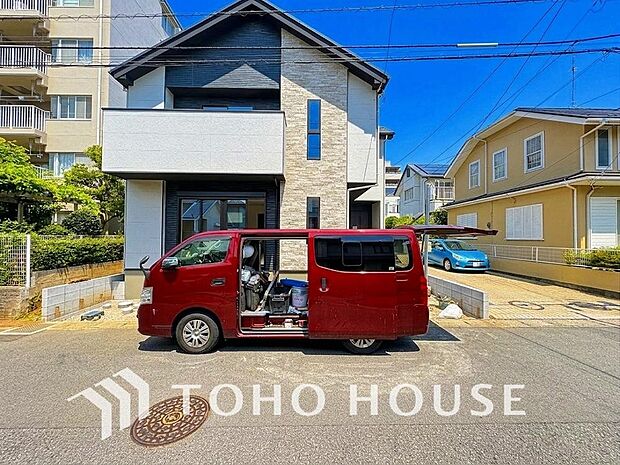 ここから始まる日常はご家族の大切な時間。だからこそ、ただ住むだけでなく、少しでも豊かで快適に、気持ち良く暮らしてほしい。そんな願いを込めて、皆様の住まい購入をどこよりも丁寧に全力でサポートいたします。