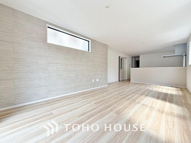 造りこんだ空間演出の妙が生み出す光と質のハーモニーはこの住宅のクオリティの良さを実感させてくれます。