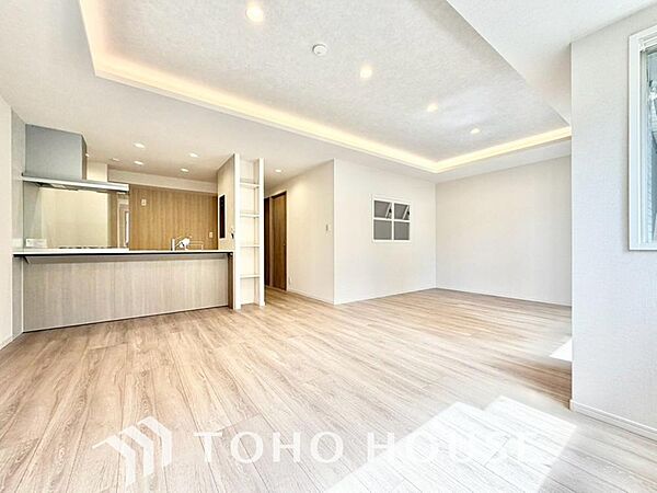 家は、ただ生活する場ではなく、笑顔の毎日、安らぎの日々のために、暮らしを愉しく、快適にする場所。