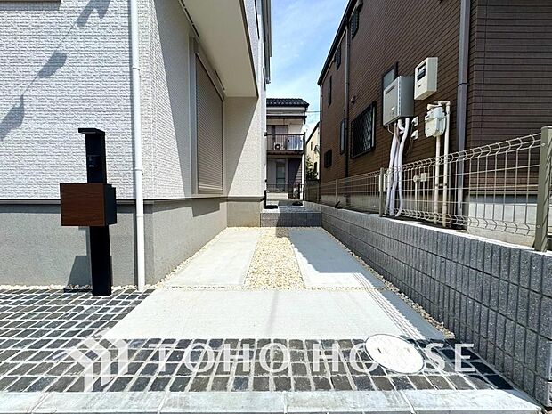 自転車やバイクなど、ゆとりのある敷地で置き場所に困ることはないでしょう。