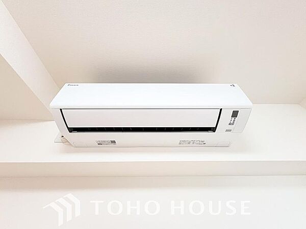 エアコンは空気を汚さず場所も取らないので、お部屋を広く使えます。設置工事などの初期費用がカットできるのは嬉しいですね。