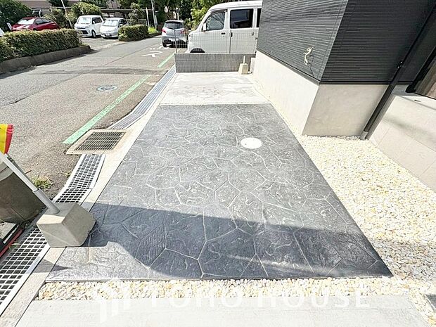 自転車やバイクなど、ゆとりのある敷地で置き場所に困ることはないでしょう。