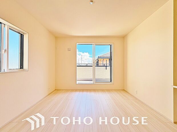 一日の疲れを癒やしてくれる主寝室。時を忘れて過ごす場所として過ごせるお部屋。