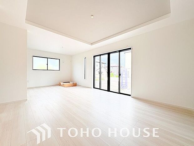 造りこんだ空間演出の妙が生み出す光と質のハーモニーはこの住宅のクオリティの良さを実感させてくれます。