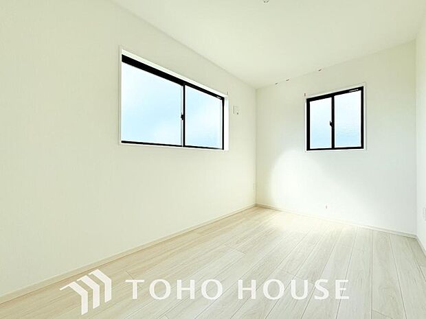 生活感を感じない空間では落ち着く事はできません。絶妙な雰囲気、配色、素材感を意識してコーディネート。