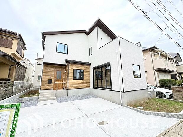 ここから始まる日常はご家族の大切な時間。だからこそ、ただ住むだけでなく、少しでも豊かで快適に、気持ち良く暮らしてほしい。そんな願いを込めて、皆様の住まい購入をどこよりも丁寧に全力でサポートいたします。