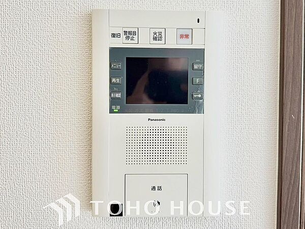お子様の留守番時にも重宝する必須防犯アイテムです。留守中＆在宅中も「見える安心」がそこにあります。