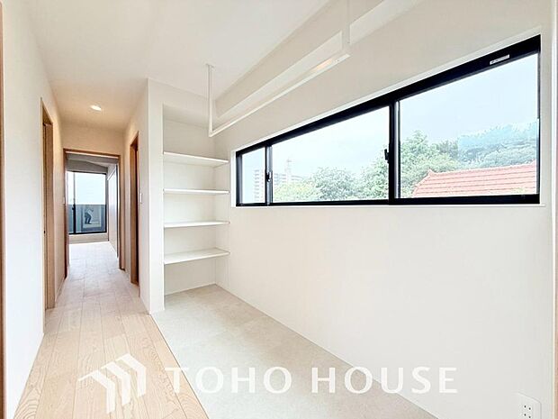 住まう方でカスタマイズしていただけるシンプルなデザインの内装。ご自身で素敵な空間を創り上げられます。