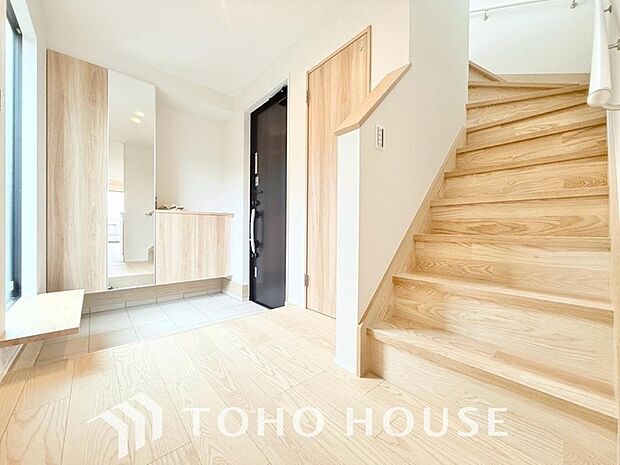 一日の中で多くの時間を過すことになる住まいだからこそ、いつも穏やかな空間であるように心掛けています。