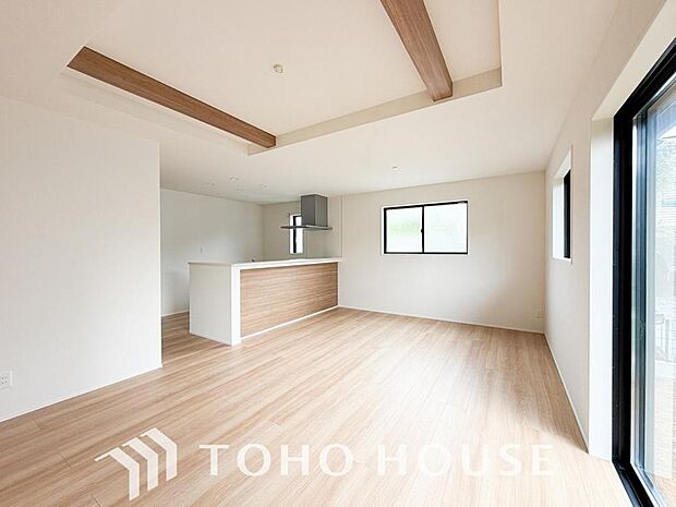 造りこんだ空間演出の妙が生み出す光と質のハーモニーはこの住宅のクオリティの良さを実感させてくれます。