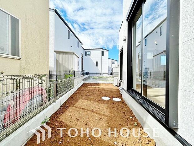 ここに住まう方々へ余すこと無く太陽の恵みを届けられるように計画・設計されております。