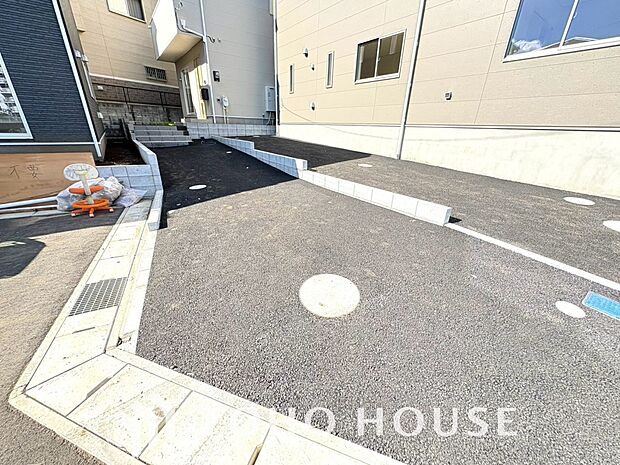 自転車やバイクなど、ゆとりのある敷地で置き場所に困ることはないでしょう。