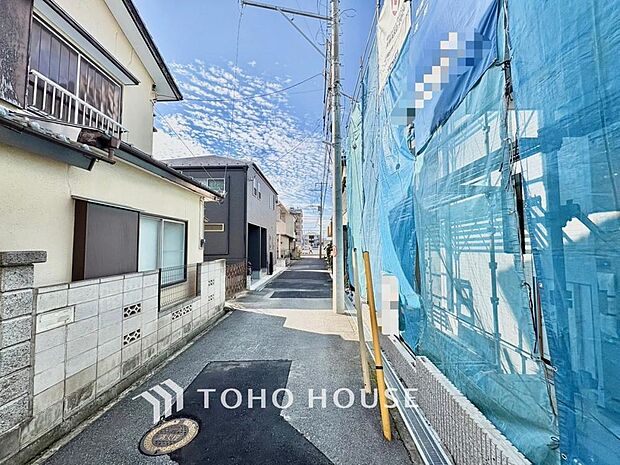 贅沢といえるほどの豊かな居住性と、プライドを満たすクオリティが見事に調和した住空間。ここから始まる新しい日常はご家族にとって大切な時間となり、毎日の暮らしを少しでも豊かで快適なものへと変えてくれます。