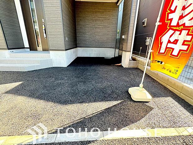 自転車やバイクなど、ゆとりのある敷地で置き場所に困ることはないでしょう。