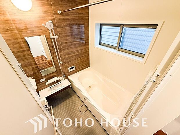 心地よいバスタイムを演出する浴室はゆとりあるサイズを採用。