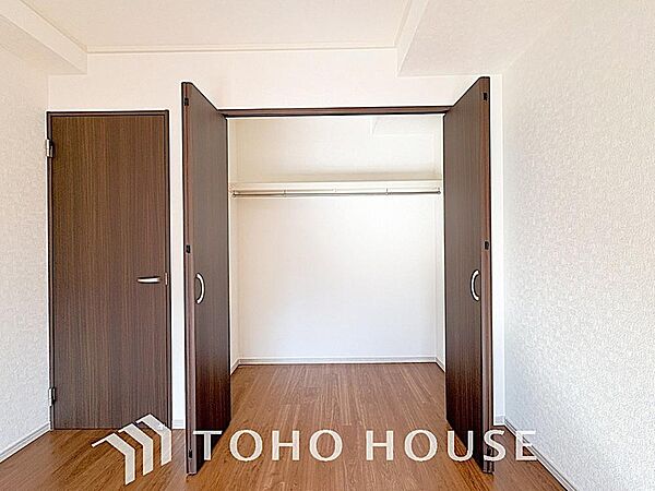 ご家族の思い出と比例して増えていくモノ…。少しでも多く残しておけるよう収納の多さにはこだわりました。